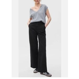 GAP Loose Khaki Pants Women’s size‎ 6 Black Wide Leg